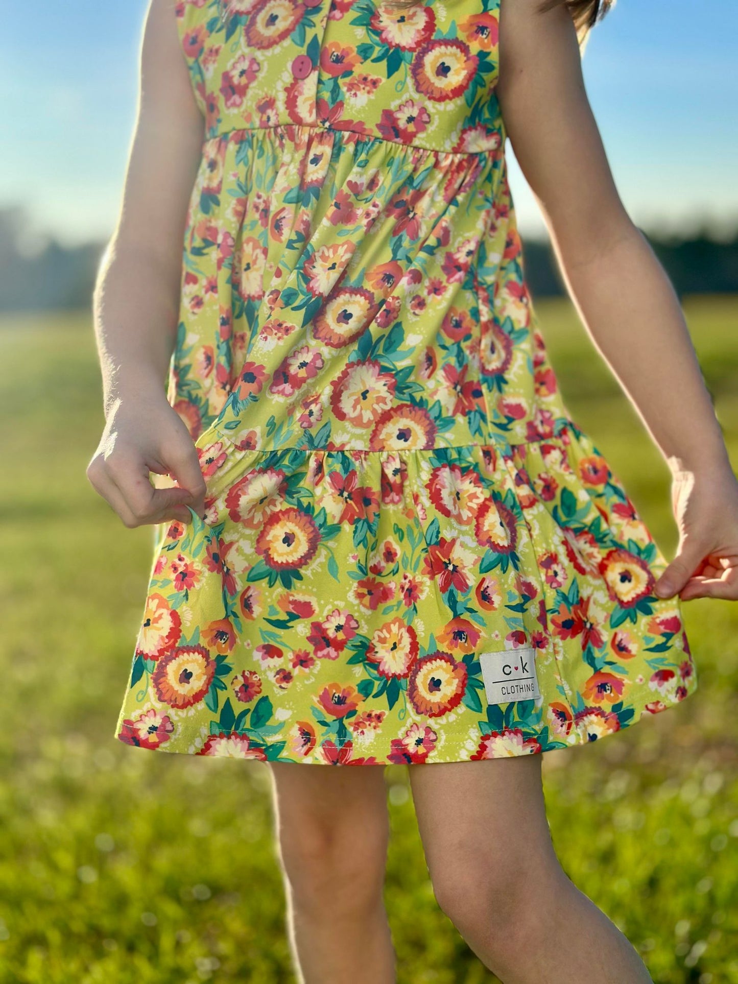 TROPICAL TWIRL KNIT TWIRL DRESS