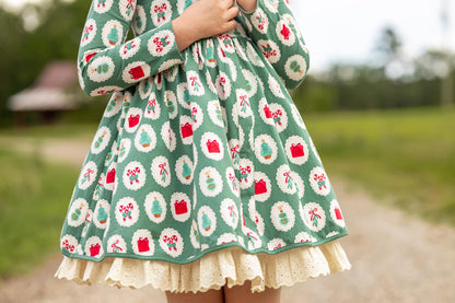 VINTAGE CHRISTMAS DRESS